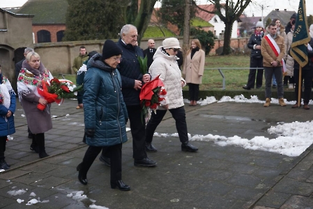 6 stycznia - Uroczystości pod tablicami-6