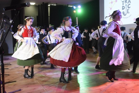 Nastrojeni na tradycje fotogaleria 1-23
