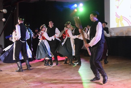 Nastrojeni na tradycje fotogaleria 1-43