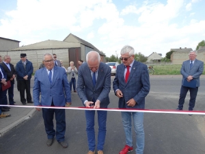 Nowe asfaltowe drogi w Bukówcu-10
